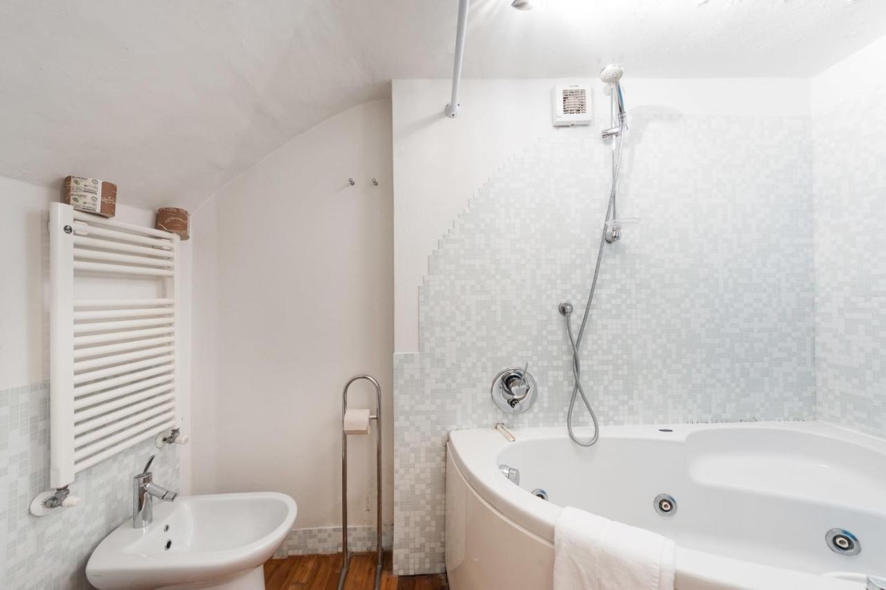 Pontevecchio Luxury Suite Amazing Location - Hosted By Sweetstay 피렌체 외부 사진